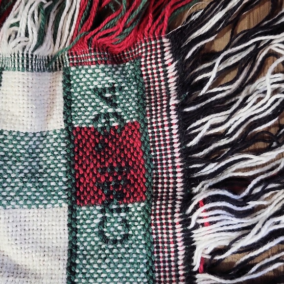 NOT A CREATURE WAS STIRRING Cat in Christmas Stocking Woven Blanket Throw - Picture 5 of 9